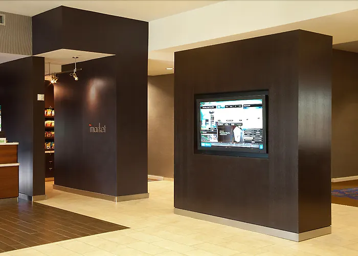 Courtyard By Marriott Seattle Federal Way Hotel