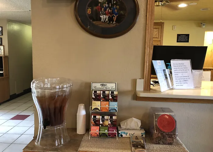 Super 8 By Wyndham North Platte Motel