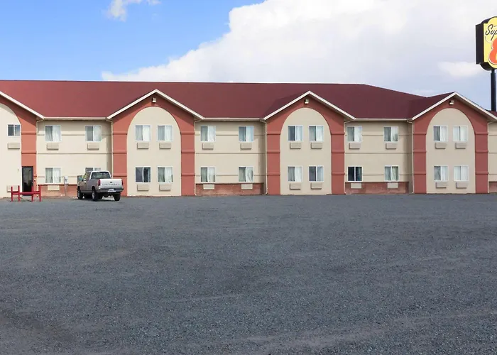 Super 8 By Wyndham Willcox Motel