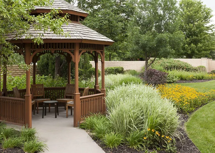 Courtyard By Marriott Wichita East Hotel