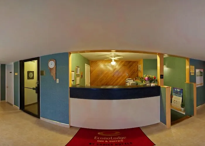 Econo Lodge Inn & Suites Saint John
