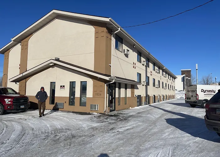 Super 8 By Wyndham Bismarck Hotel