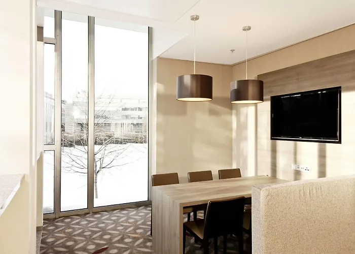 Courtyard By Marriott Linz Hotel