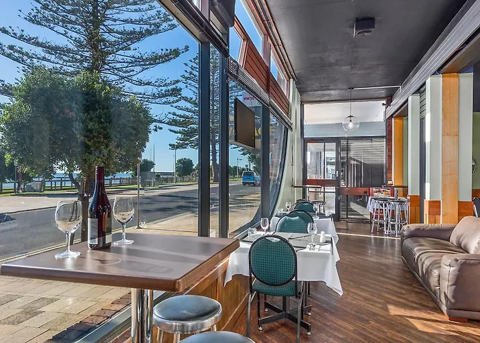 Beachfront Voyager Motor Inn Burnie