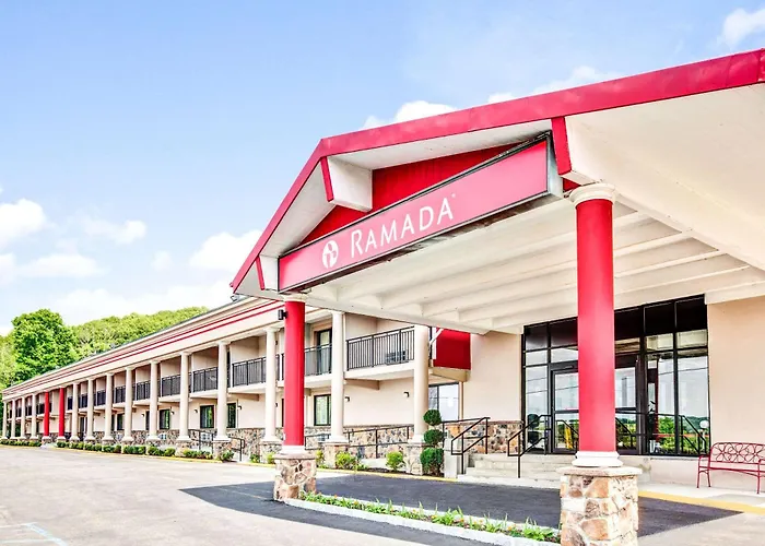 Ramada By Wyndham Rockaway Hotel