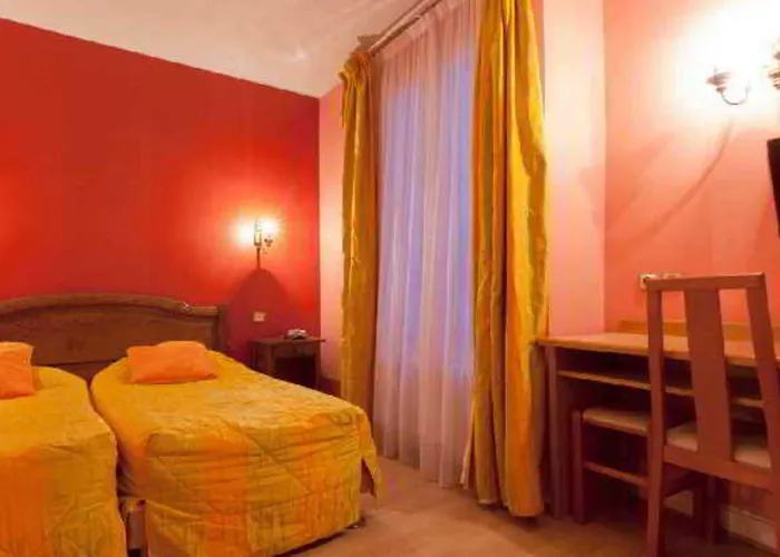 Hotel Bristol Republique París