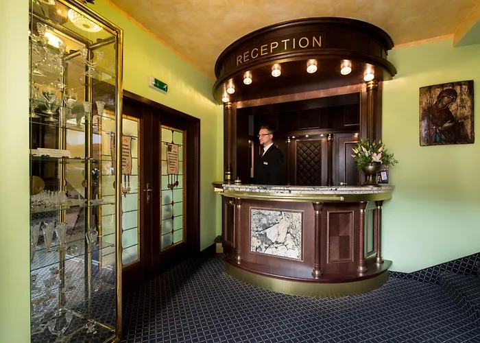 Hotel Selsky Dvur - Bohemian Village Courtyard Prague