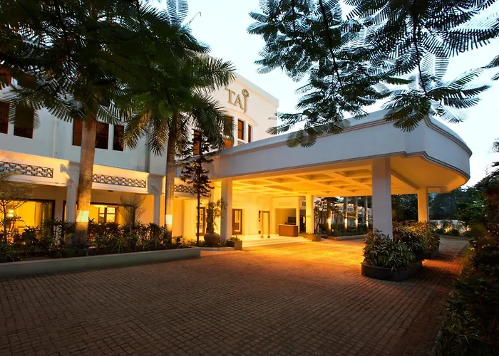 Hotel Taj Connemara, Madrás
