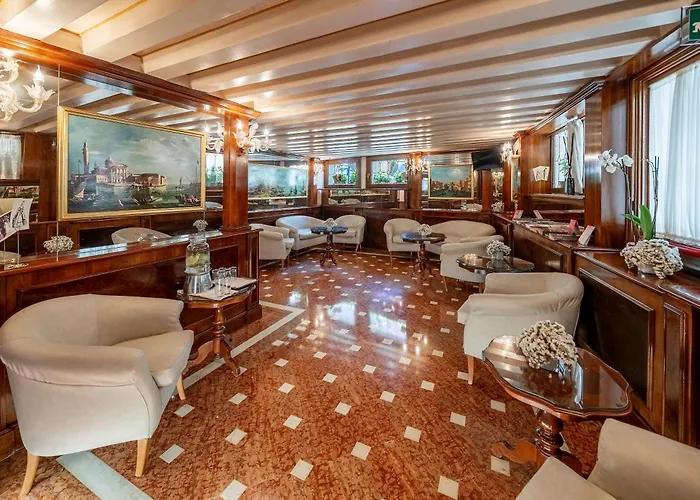 Hotel Colombina Venice