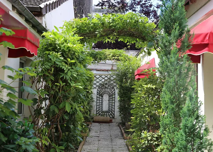 Hôtel Princesse Isabelle Puteaux