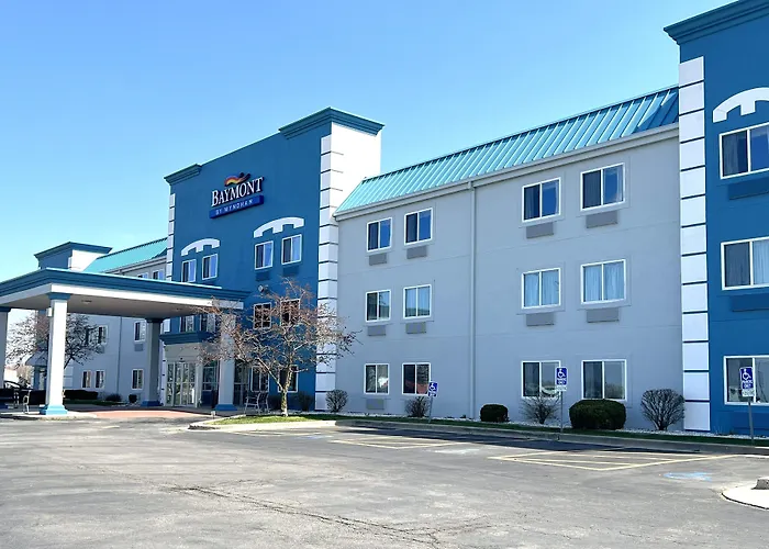 Baymont By Wyndham Litchfield Hotel