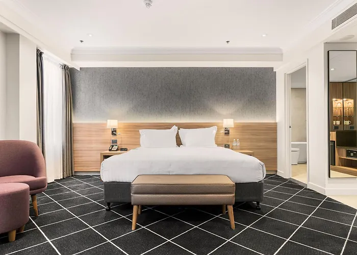 Hotel Furama Darling Harbour Sydney