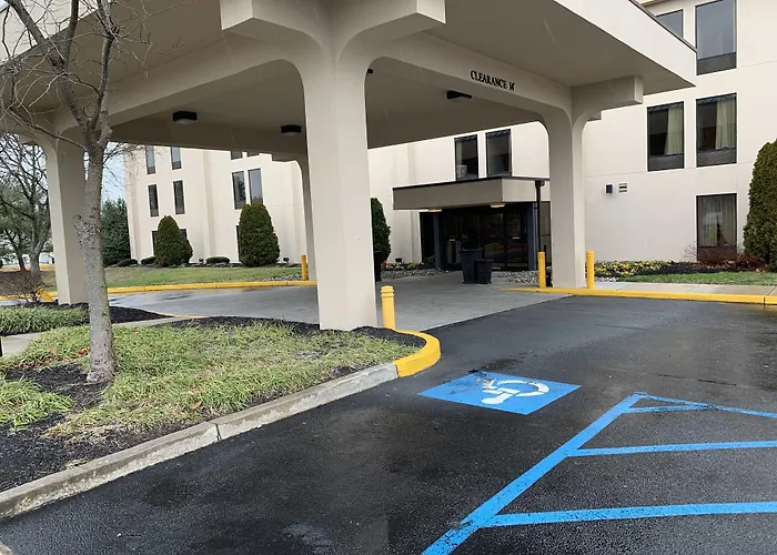 Comfort Inn & Suites Mt. Holly - Westampton