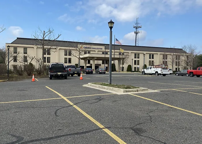 Comfort Inn & Suites Mt. Holly - Westampton