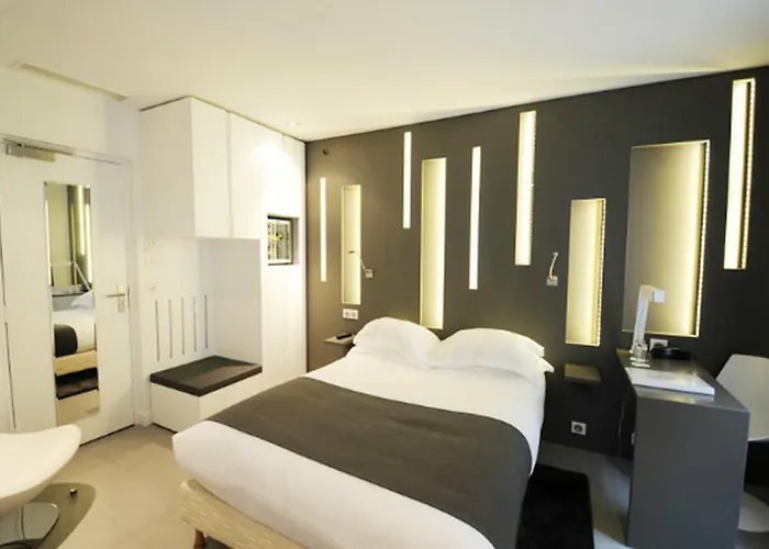 Hotel Arc De Triomphe Etoile Paris