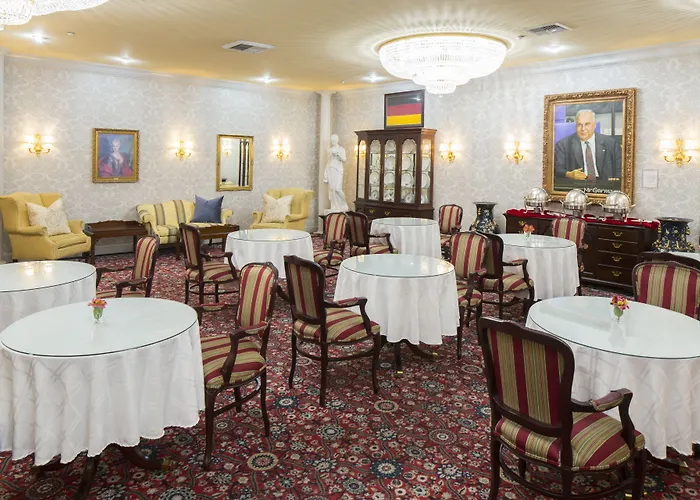 The Bristol Hotel Campbell San Jose