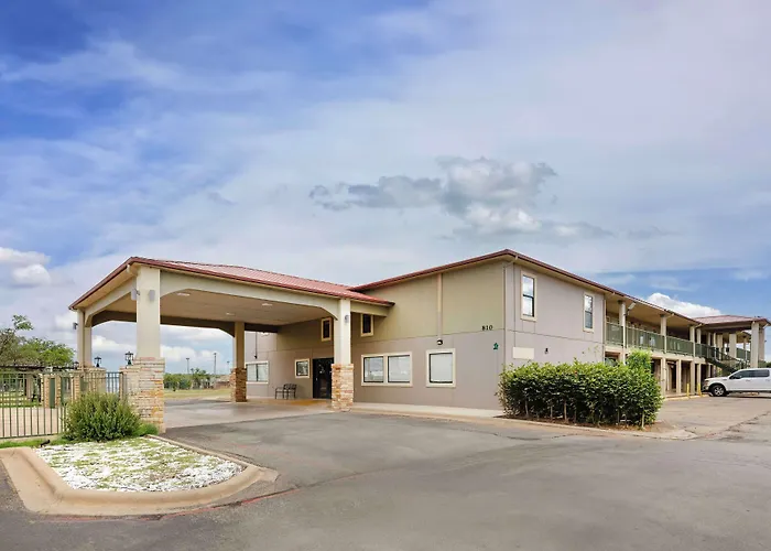 Best Western Snyder Inn