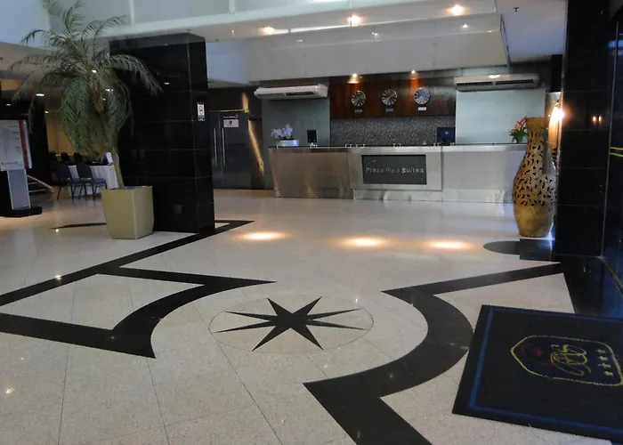Plaza Praia Suites Fortaleza 