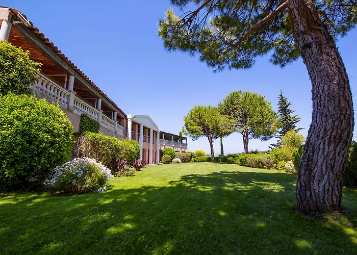 Hotel Castel 'Provence à Mouans-Sartoux