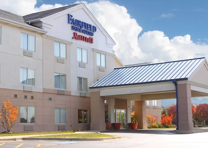 Fairfield Inn And Suites By Marriott Chicago St. Charles Saint Charles