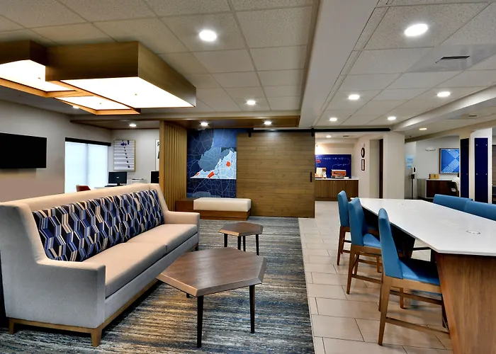Holiday Inn Express Richmond I-64 Short Pump Area By Ihg Innsbrook