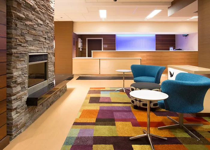 Fairfield Inn & Suites By Marriott Boston Milford
