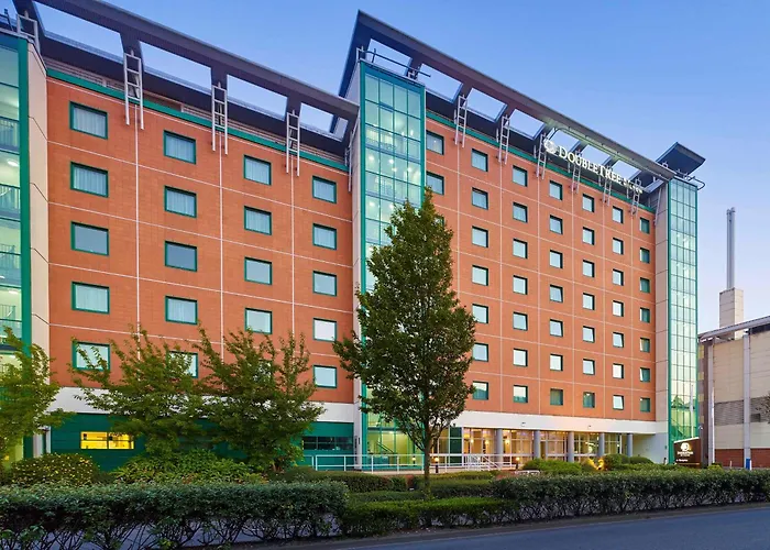 Doubletree By Hilton Woking Hotel