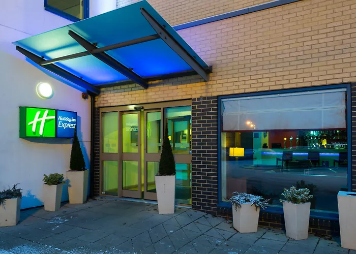 Holiday Inn Express Swindon West By Ihg