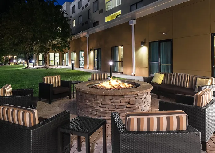 Courtyard By Marriott Charlotte Gastonia Hotel