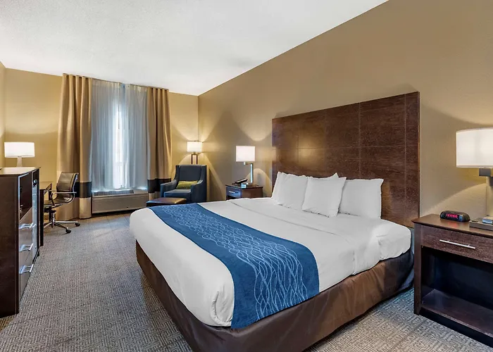Comfort Inn & Suites Bryant - Benton