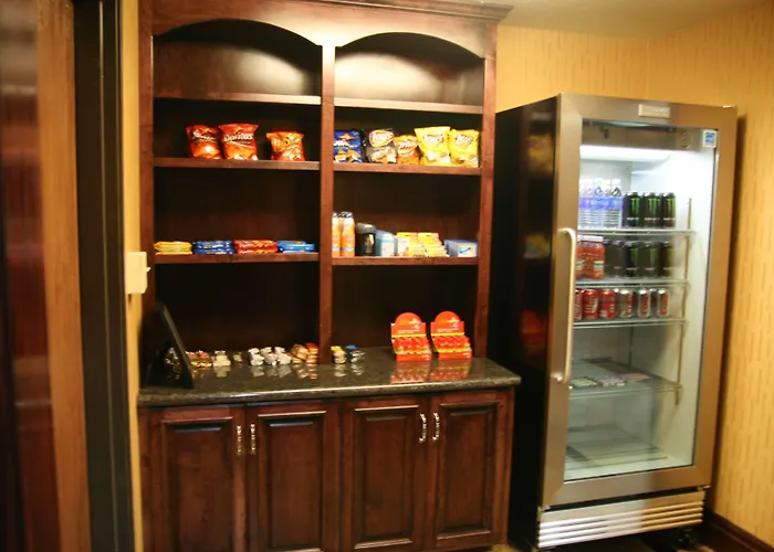 Best Western Plus Midwest Inn & Suites Salina