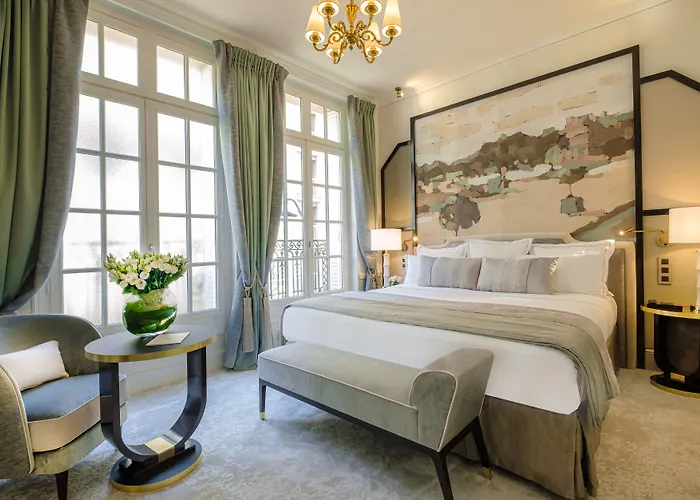Hotel Elysia By Inwood Hotels Paris