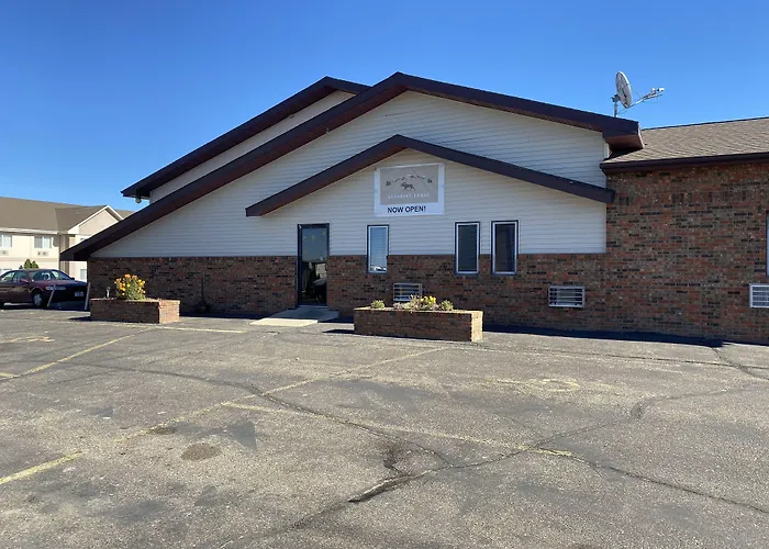 Super 8 By Wyndham Glendive Hotel