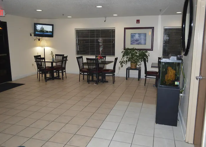 American Elite Inn Hazard