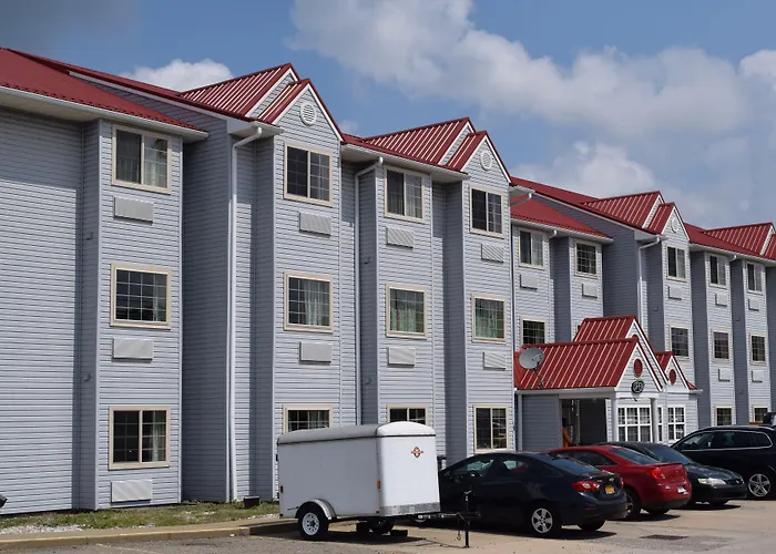 Knights Inn & Suites St. Clairsville