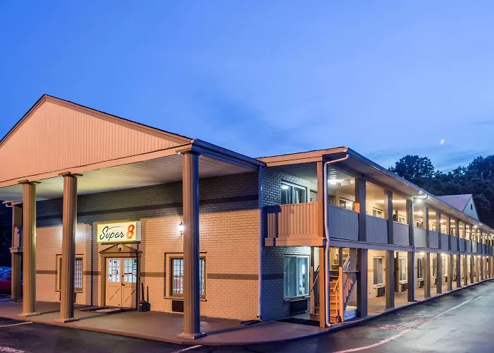 Super 8 By Wyndham Old Saybrook Hotel