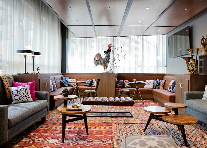 Hotel Moxy New Orleans Downtown/French Quarter Area