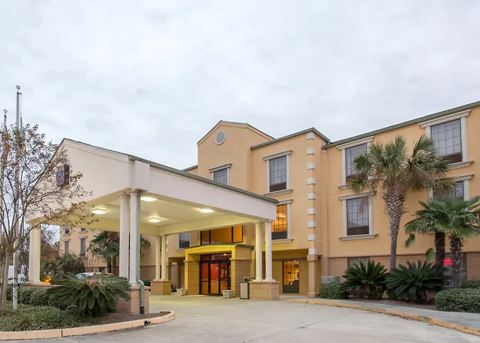 Comfort Suites Port Allen - Baton Rouge