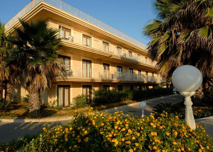 Dioscuri Bay Palace San Leone