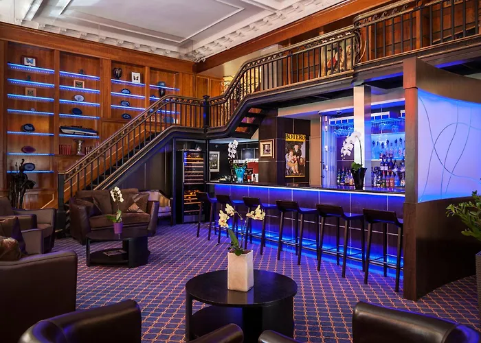 Lhotel Montréal