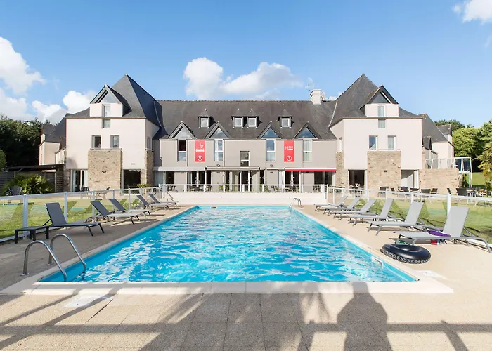 Les Ormes Domaine et Resort Epiniac