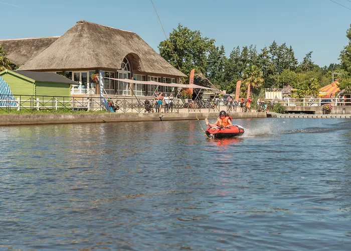 Les Ormes Domaine et Resort Epiniac