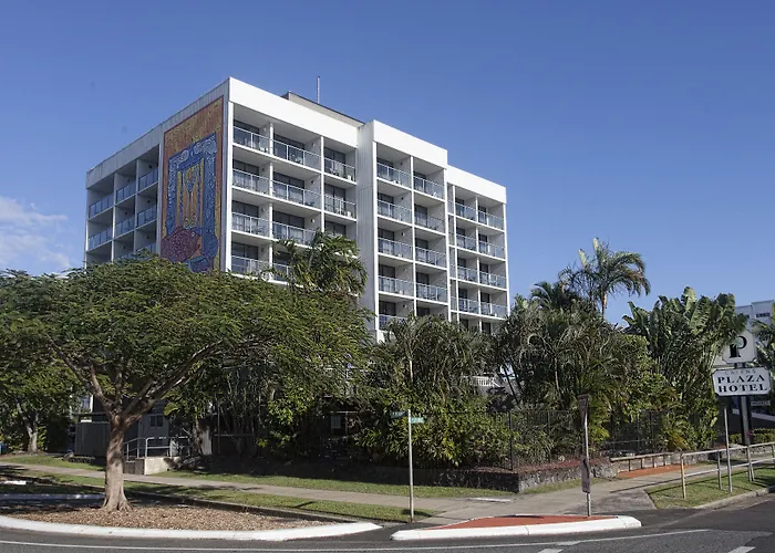 Cairns Plaza Hotel
