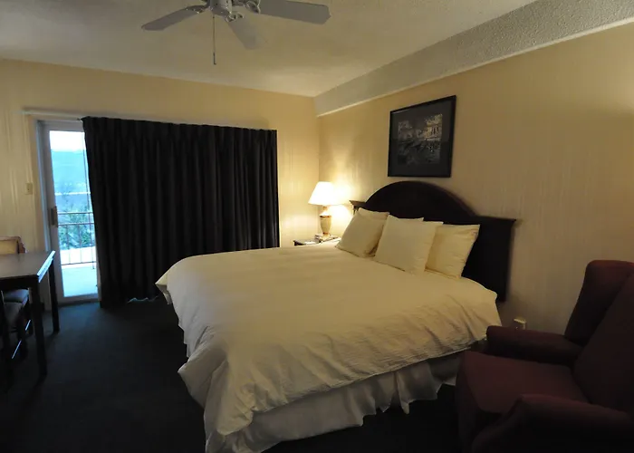 Hillside Inn Madison