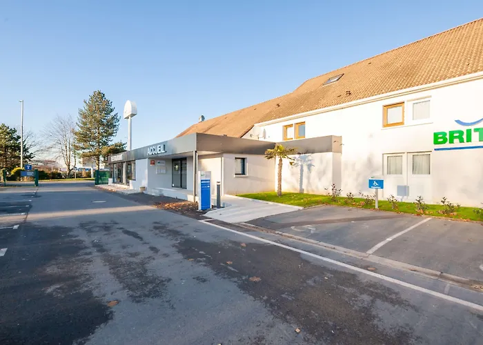 Brit Hotel Caen Nord - Mémorial