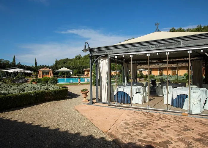 Il Piccolo Castello Hotel Monteriggioni