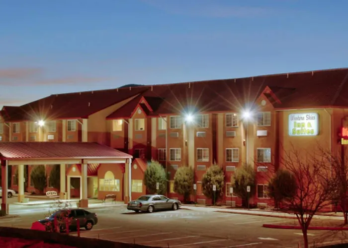 Western Skies Inn & Suites Los Lunas
