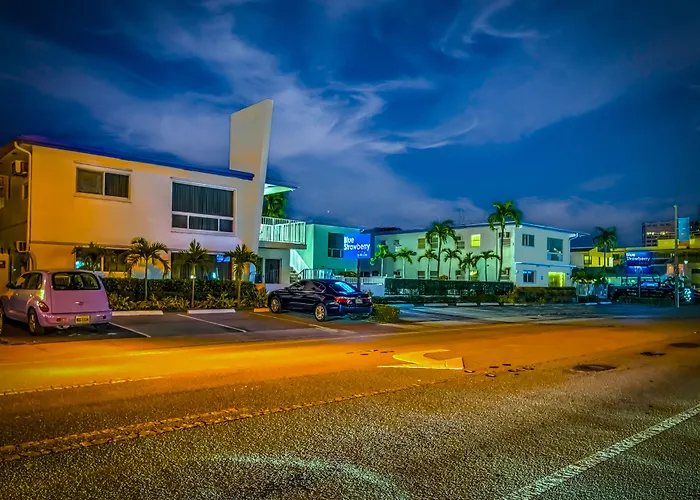 Blue Strawberry By The Sea Hotel Lauderdale-by-the-Sea