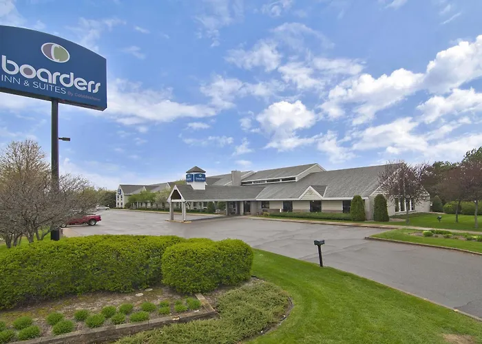 Boarders Inn & Suites By Cobblestone Hotels - Faribault