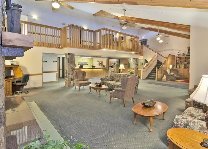 Boarders Inn & Suites By Cobblestone Hotels - Faribault